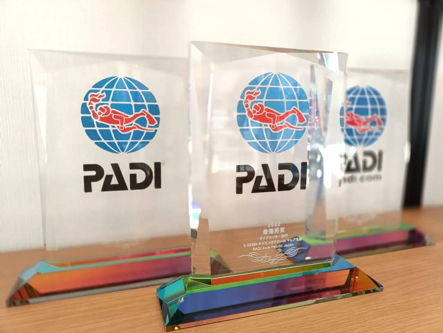 ダイビングスクール マレアはPADIから22年連続受賞