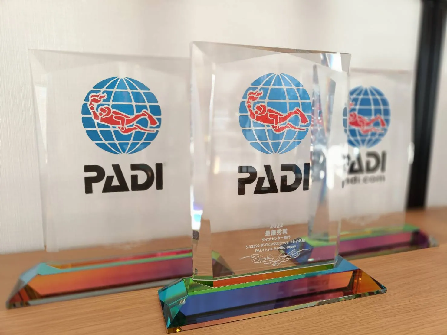 ダイビングスクール マレアはPADIから22年連続受賞