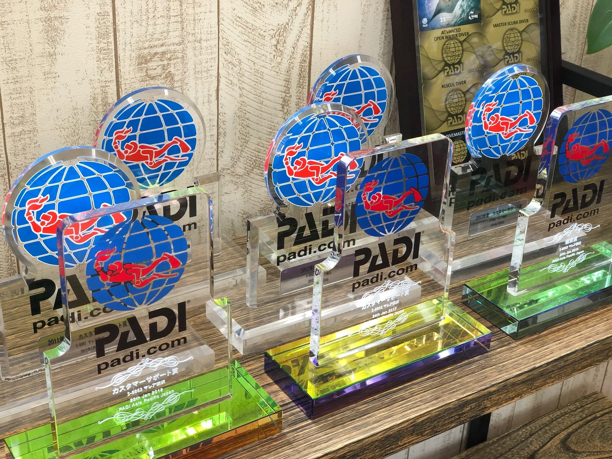 ダイビングスクール マレアはPADIから22年連続受賞