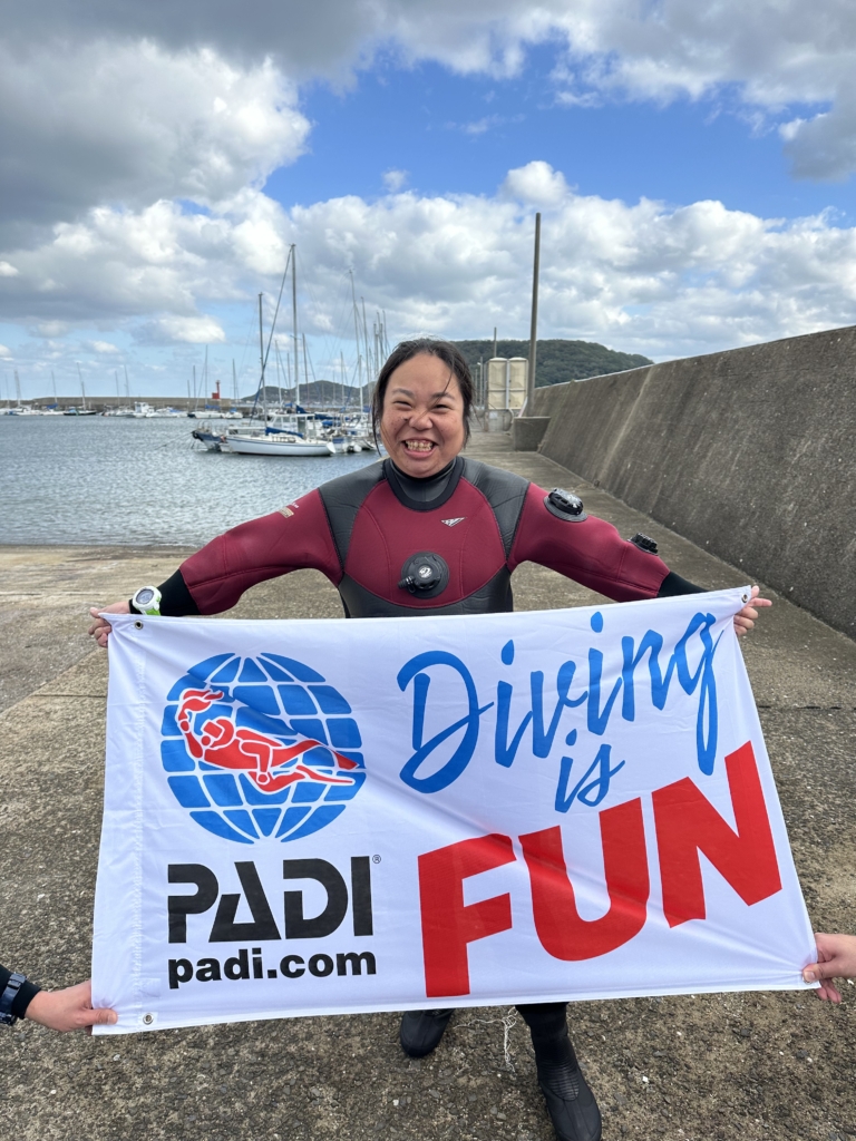 アヤト ライラ 様